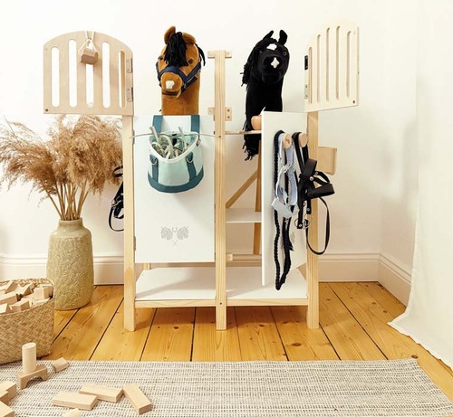 Small Foot Steckenpferd-Stall