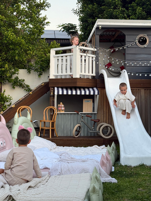 SUNNYLiFE Aufblasbares Kinderbett, Monster Sage