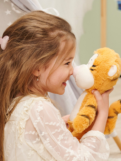 Disney Winnie Puuh Kuscheltier Tigger 25 cm 6315870791-1346_4d.jpg