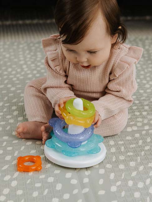 Nuby IcyBite Stapelbare Beißringe 890650-1124_4a.jpg