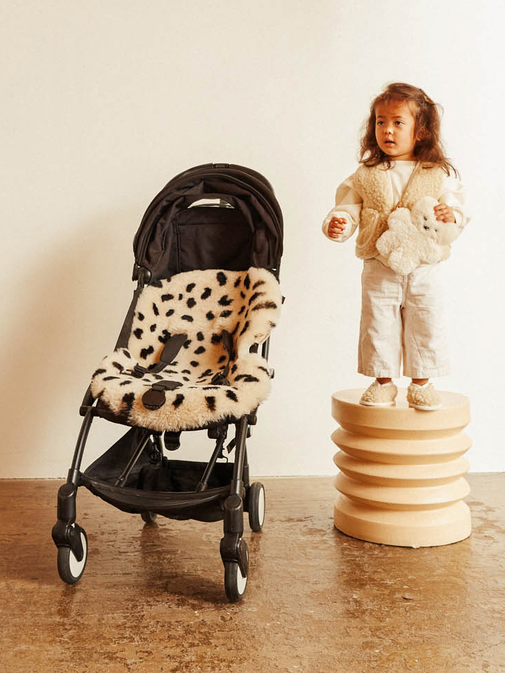 Snuggler-LEOPARDPEANUT-4729_4b.jpg