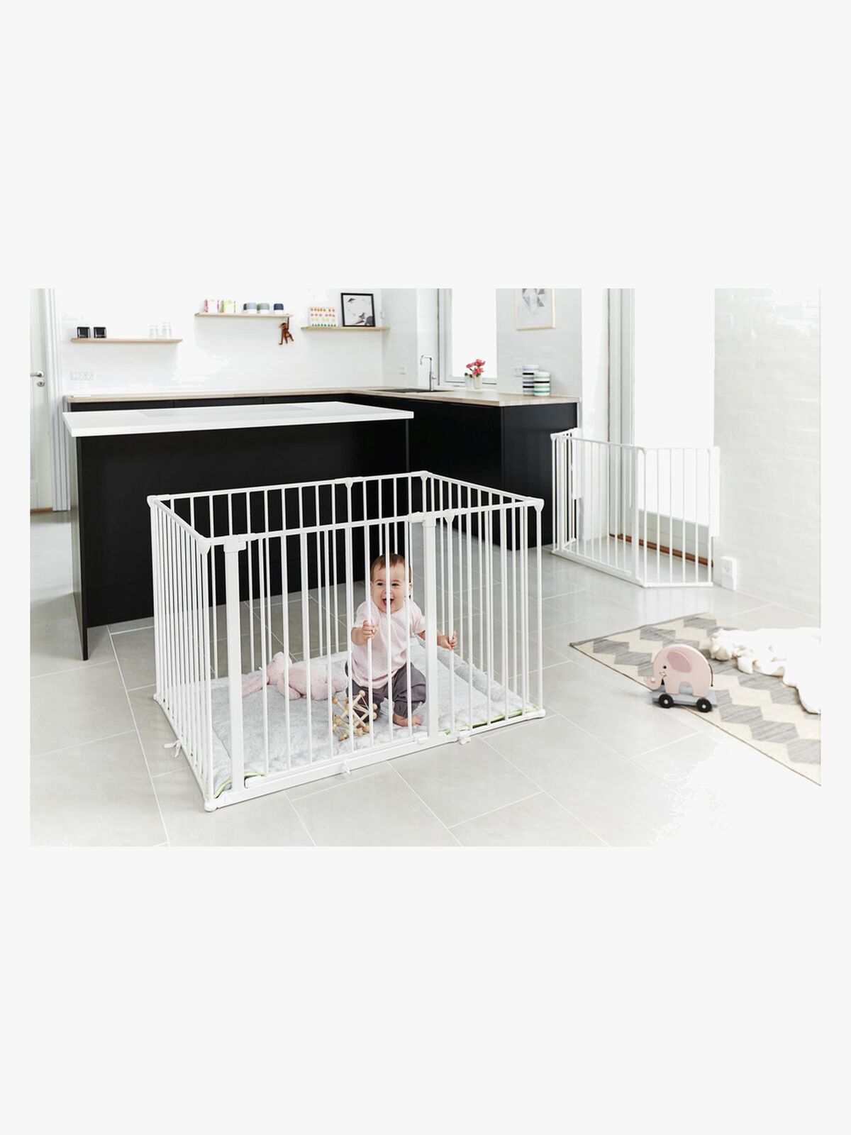 BabyDan_Lekhage_Square_Vit_4.jpg