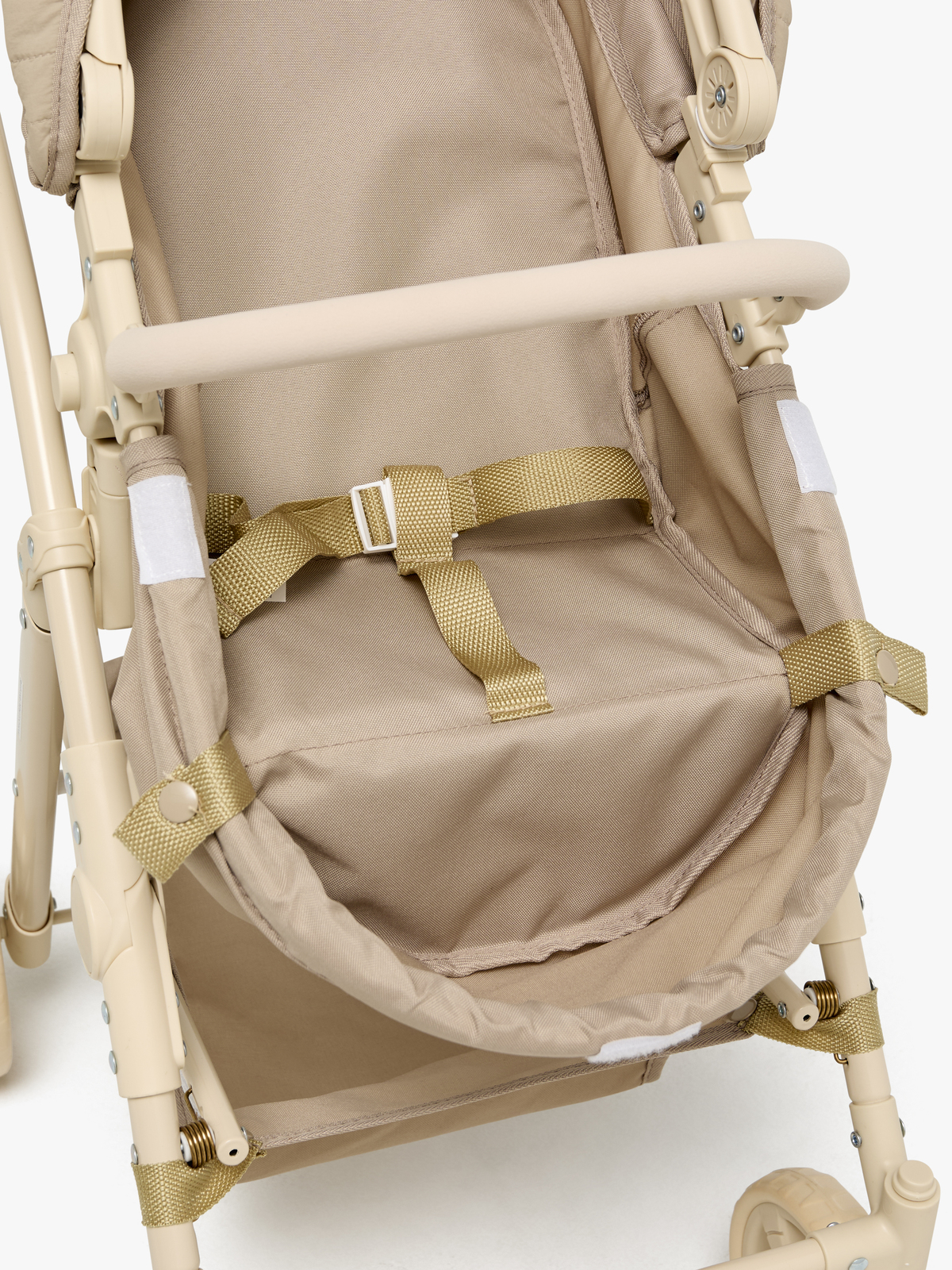577-M-Taupe-4676_3e.jpg