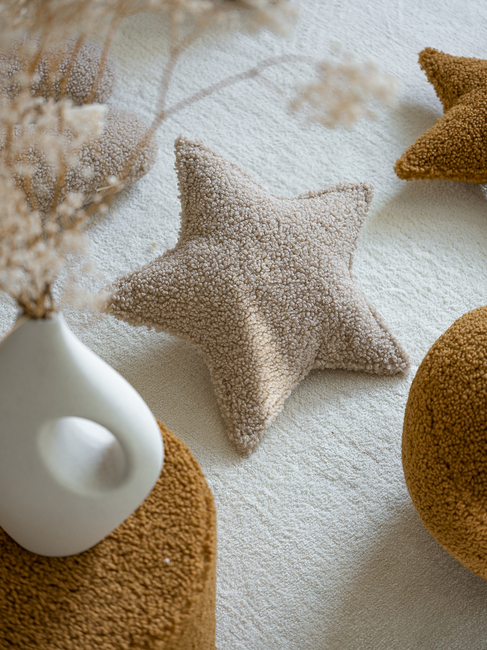 Wigiwama Star Kissen, Biscuit