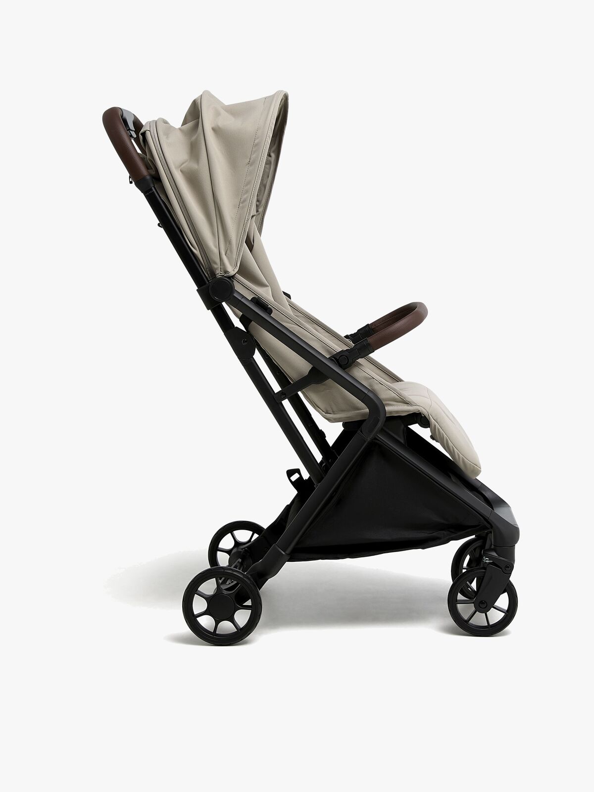 BM-PROVENTI-LATTEBEIGE-1895_3b.jpg